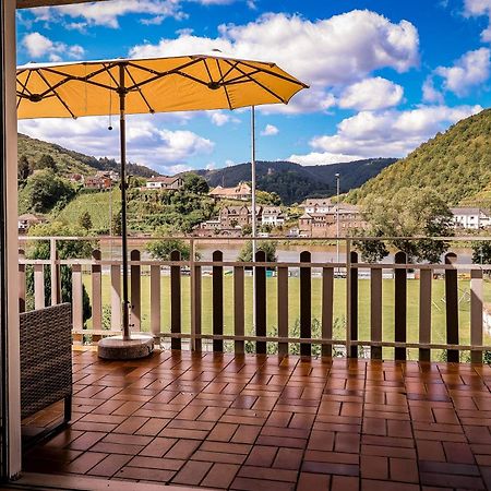Apartament Traumaussicht Kamin Balkon Burgblick 65 Zoll Tv Netflix Sky Joyn Lindenplatz Bullay Zewnętrze zdjęcie