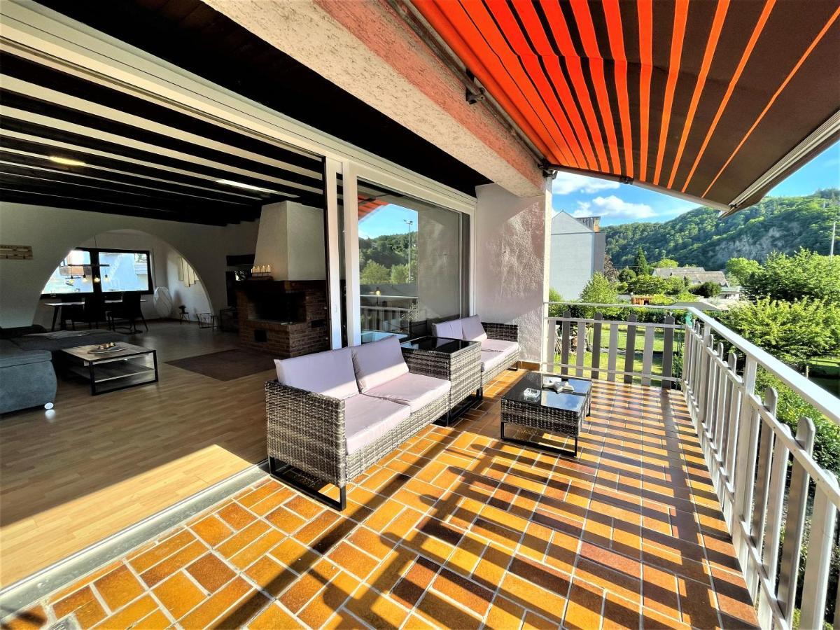 Apartament Traumaussicht Kamin Balkon Burgblick 65 Zoll Tv Netflix Sky Joyn Lindenplatz Bullay Zewnętrze zdjęcie