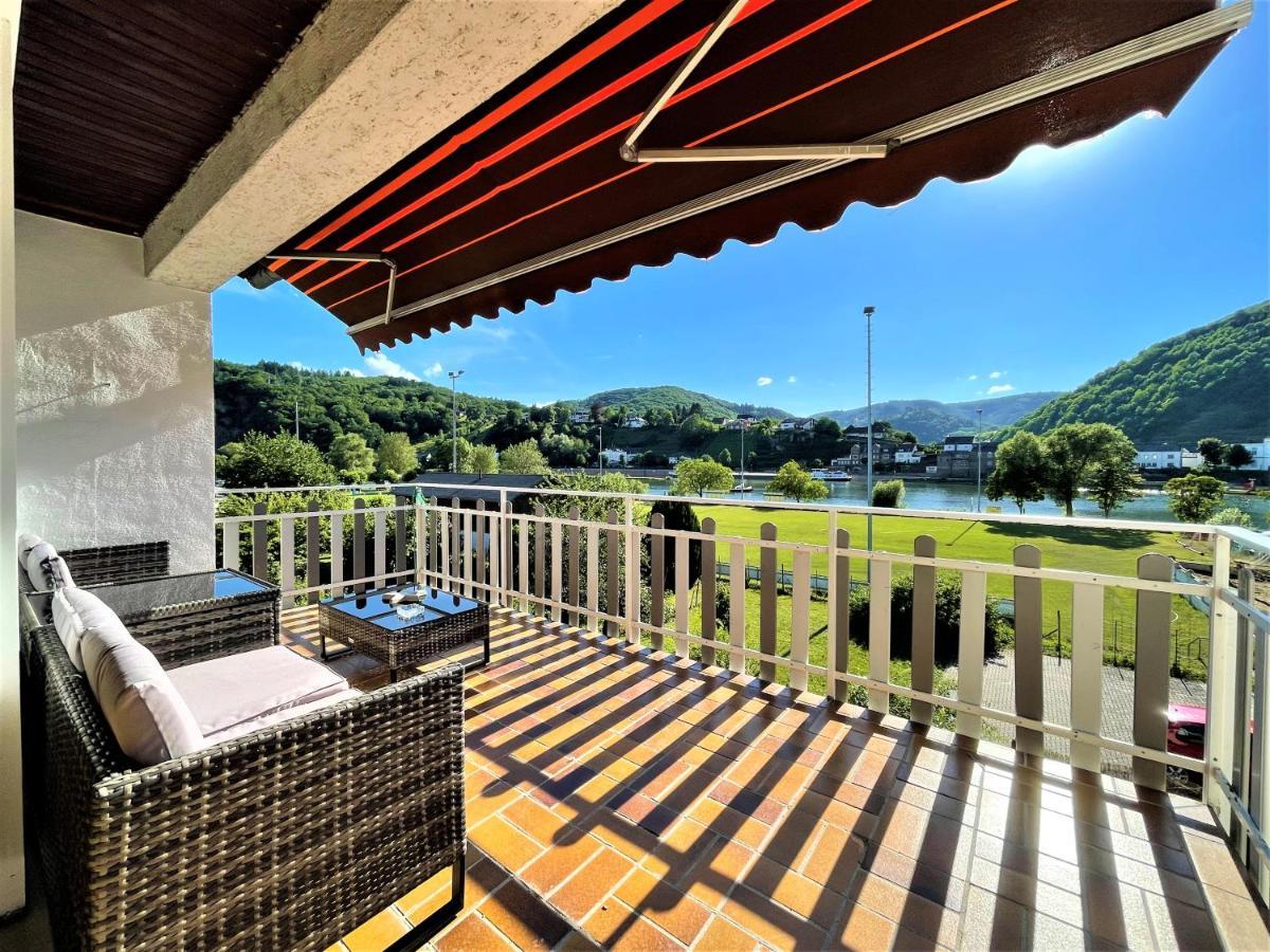 Apartament Traumaussicht Kamin Balkon Burgblick 65 Zoll Tv Netflix Sky Joyn Lindenplatz Bullay Zewnętrze zdjęcie